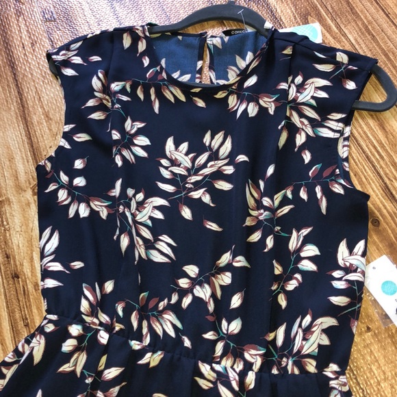 Collective concepts by stitch fix Sleeveless dress - Picture 3 of 8